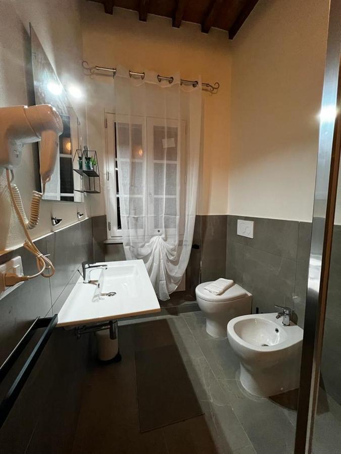 Casa Carducci 33 Bed & Breakfast Pisa Exterior photo