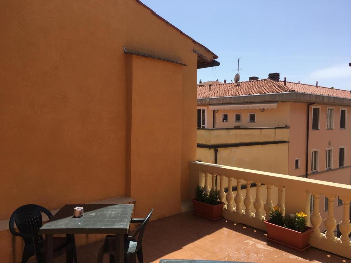 Casa Carducci 33 Bed & Breakfast Pisa Exterior photo
