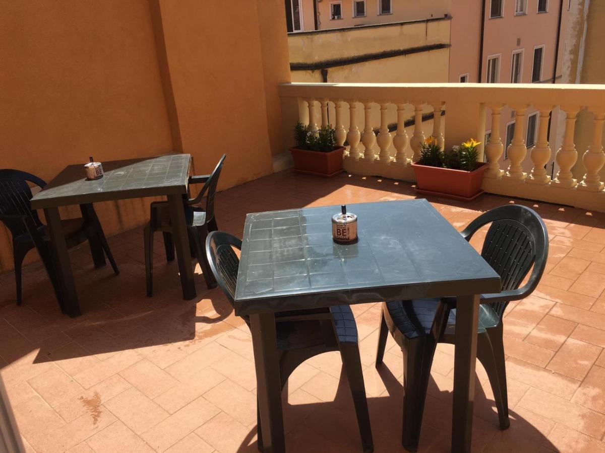Casa Carducci 33 Bed & Breakfast Pisa Exterior photo