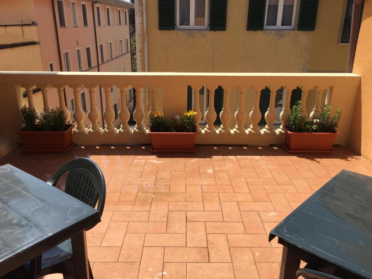 Casa Carducci 33 Bed & Breakfast Pisa Exterior photo