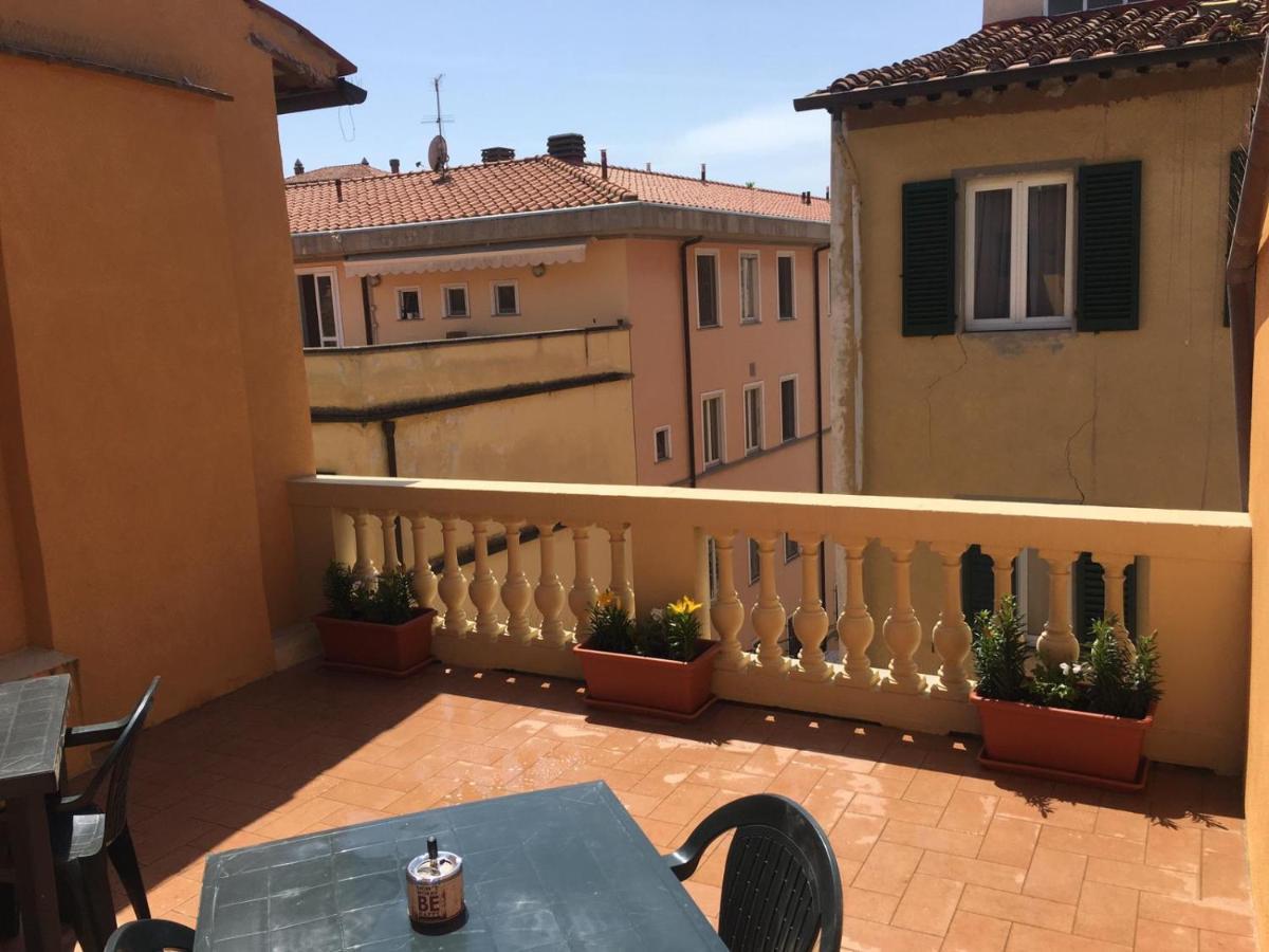 Casa Carducci 33 Bed & Breakfast Pisa Exterior photo
